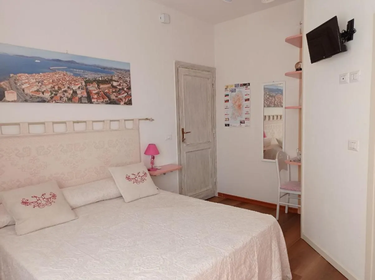 La Pervinca Bed & Breakfast Alghero Italy